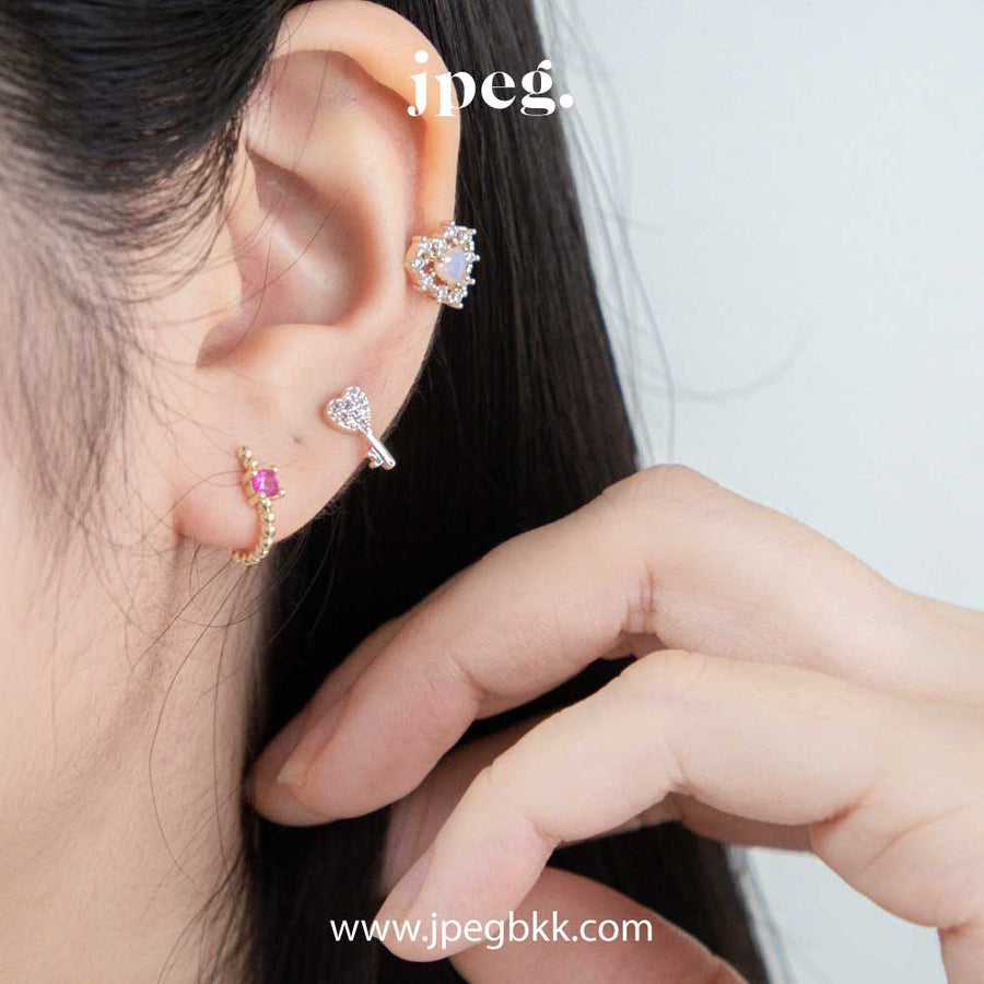 WHITE - key love earring (Brass+14K)