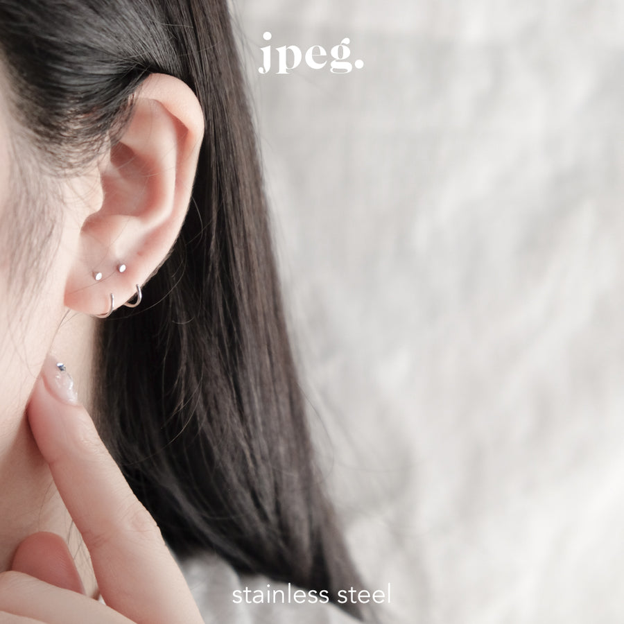 (stainless) dot curve earring