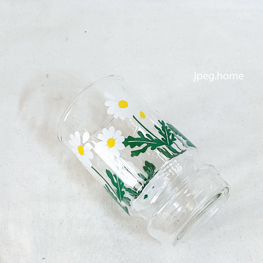 daisy glass